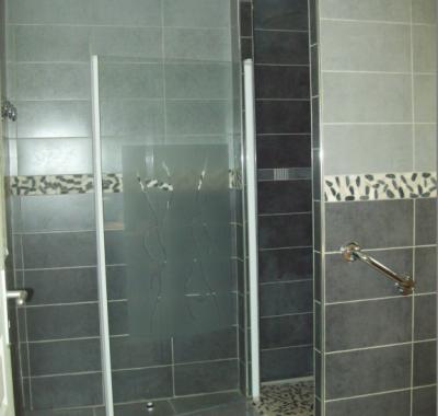 Deux Maisons d'hôtes équipées de 11 et 16 couchages