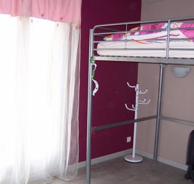 Chambre avec petits dejeuner repas du soir  ,1jour ou plusieurs mois